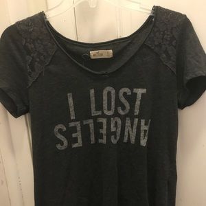 Hollister graphic t shirt